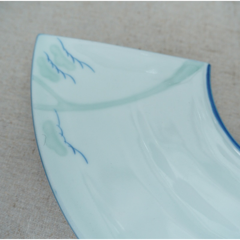 Dĩa Hình Cánh Quạt Bằng Sứ Bài Trí Sushi/Nigiri/Cơm Cuộn/Chả Giò Phong Cách Nhật Bản - Gốm Sứ Nhật Bản