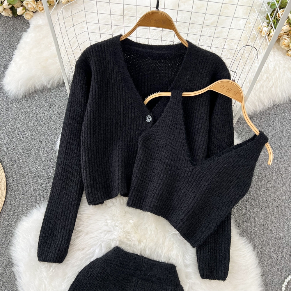 Set len 3 món kèm áo 2 dây năng động mùa thu đông