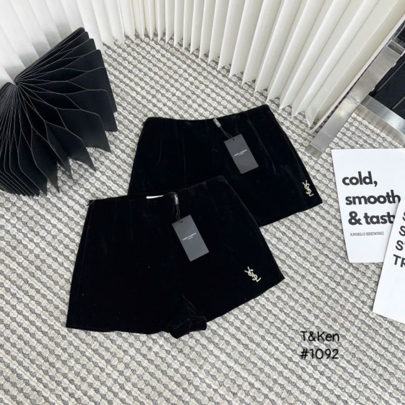 Quần sooc nhung tag cài hàng QC