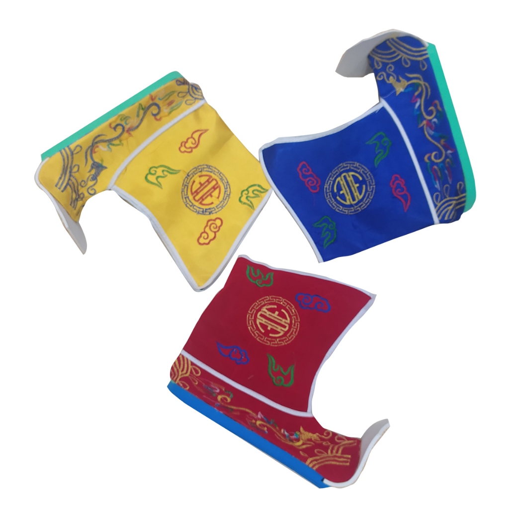 Hia, giầy tế lễ, dâng hương, mừng thọ có họa tiết trên cổ giày đủ màu đỏ xanh vàng, trống chơn trượt hàng xịn như hình