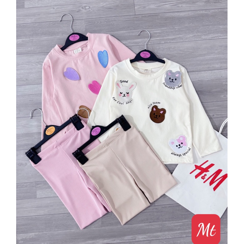 Set 2 bộ bé gái hình trái tim và hình thú