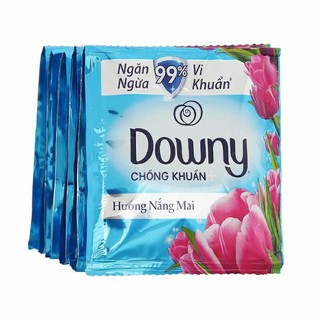 ( 10 Dây × 10 Gói)  Nước xả vải DOWNY 18ml