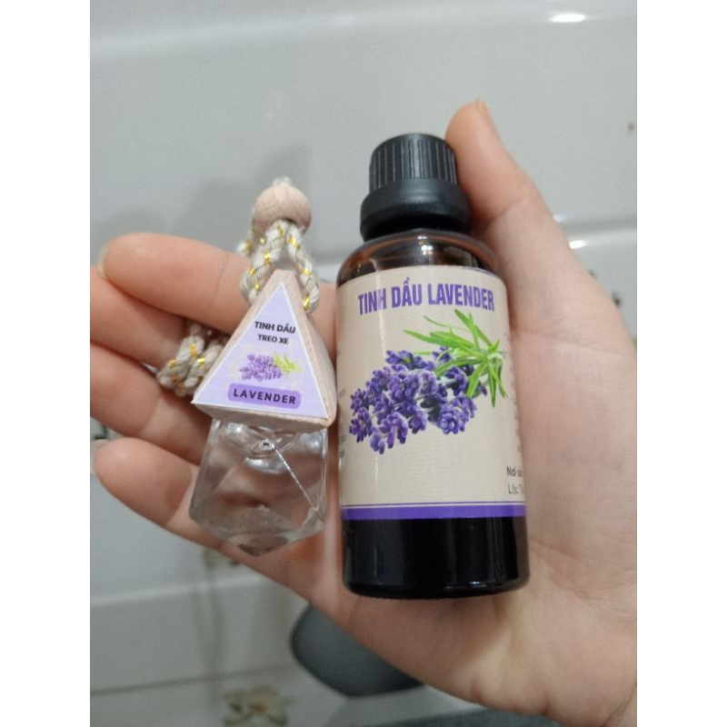 tinh dầu treo xe hương lavender nguyên chất thơm mát dịu nhẹ.