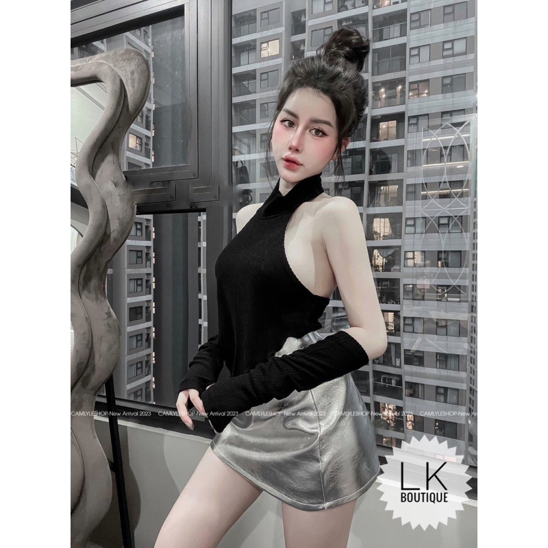 Set áo tăm cổ yếm kèm bao tay mix chân váy da bạc