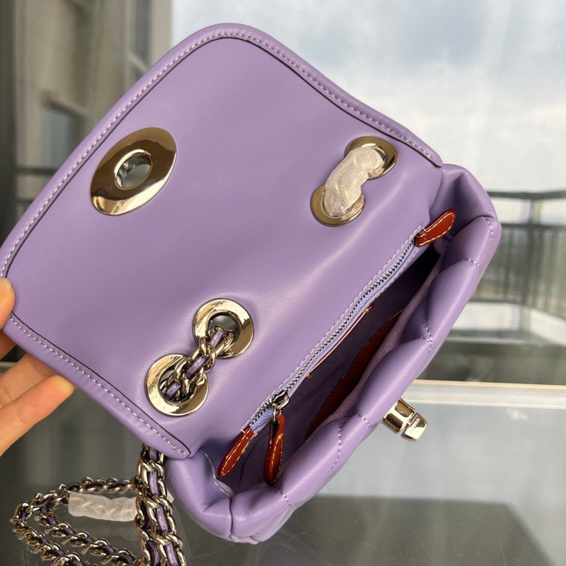 Túi coach pillow size nhỏ