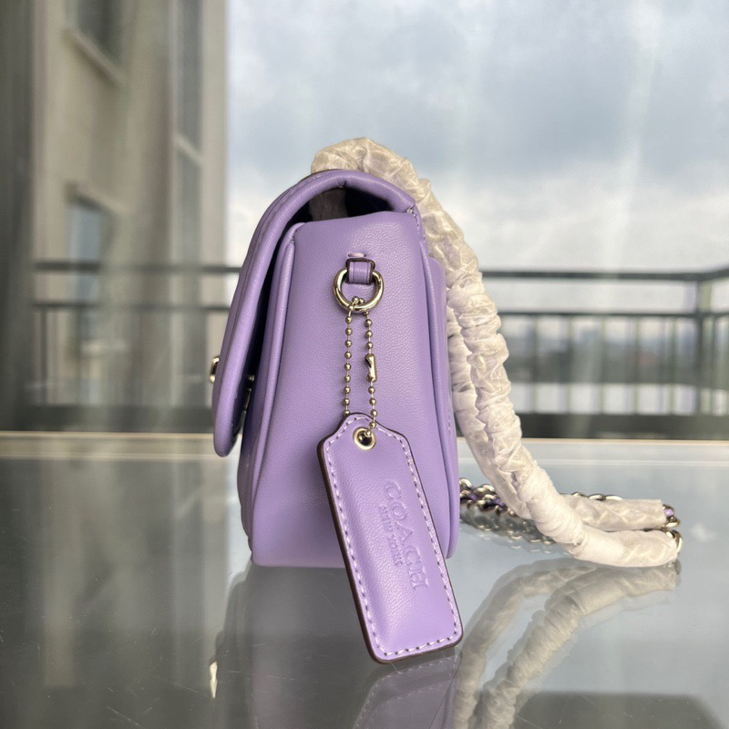 Túi coach pillow size nhỏ