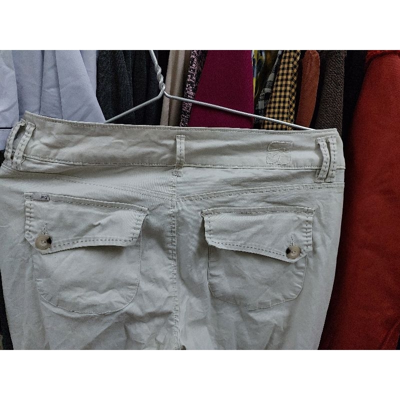 Quần nam hàng hiệu size L.