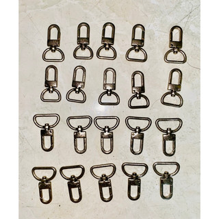 🔥🔥🔥sale móc khoá lọt lòng 2cm-2,5cm giá 3k/ cái. em bán 1 set 2 cái ạ