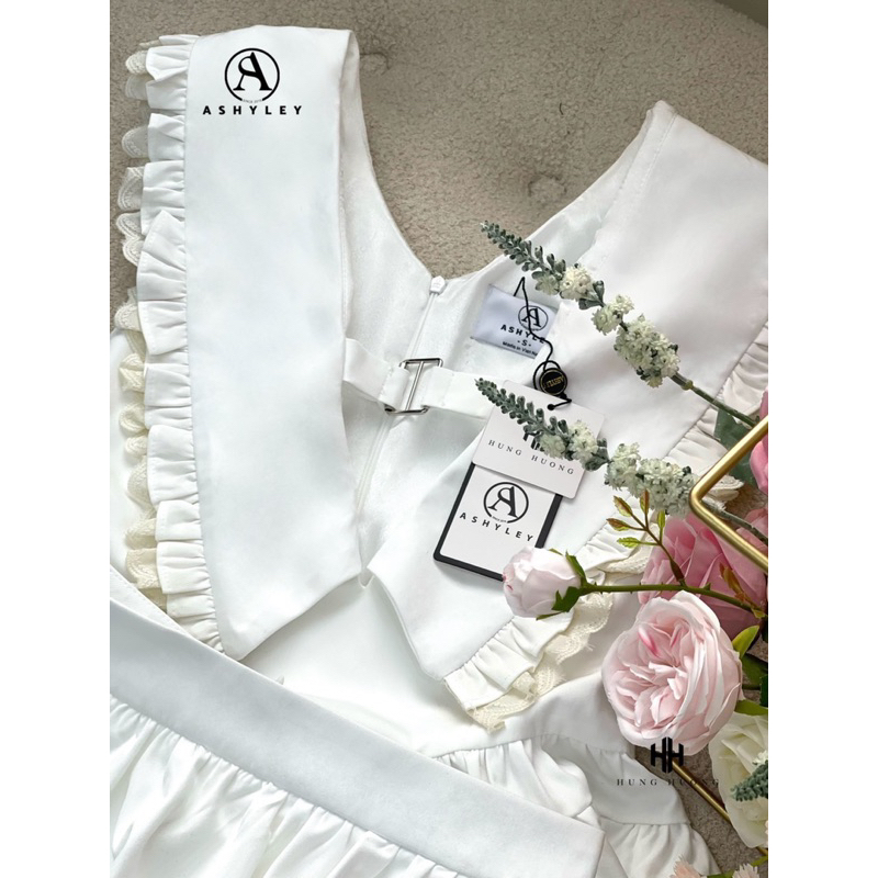 Váy cổ V kẹp bèo chân váy xòe TKCC ASHYLEY