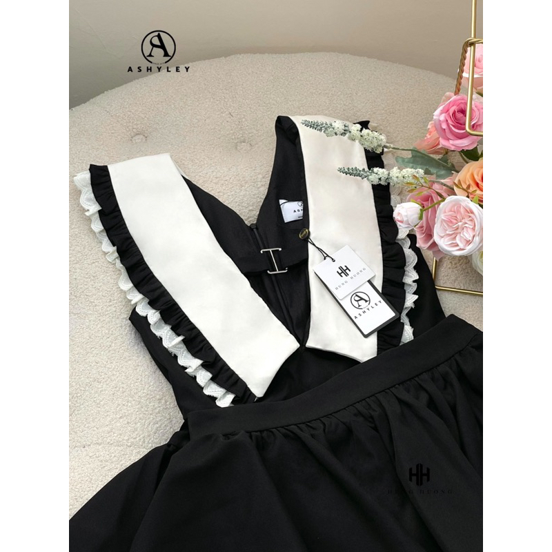 Váy cổ V kẹp bèo chân váy xòe TKCC ASHYLEY