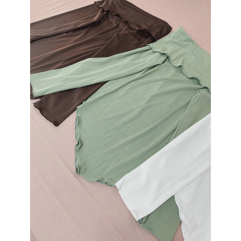 Áo tay dài trễ vai bèo cuốn biên mã ranshi TT12 BT