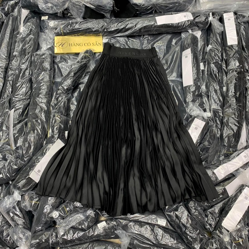 Chân váy maxi xếp ly cạp chun chữ QC