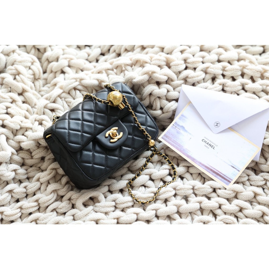 TÚI CHA NEO CHARM QUẢ CẦU SZ20