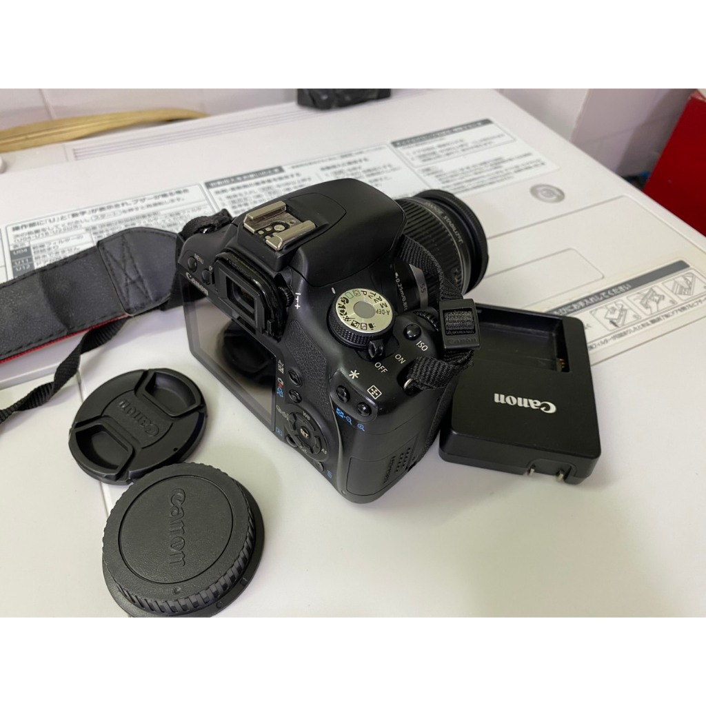 Máy ảnh Canon EOS Rebel T1i kèm Lens 18-55 IS mới đẹp