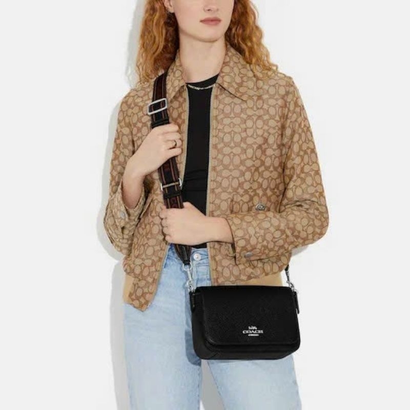 ✨✨Logan Messenger✨✨CH252🌟Mẫu túi coach đơn giản dễ phối