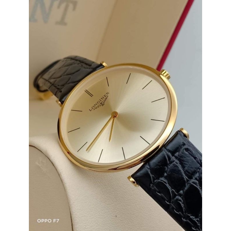 Đồng hồ Nam.Size 39mm.siêu mỏng.  chạy máy PIN RIN .đem lại sự . sang trọng cho phái nam.chống nước tuyệt đối