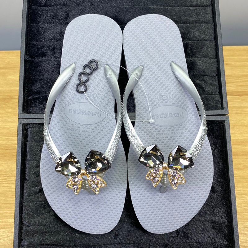 Dép cao su gắn Charm Nơ Đen kèm vòng thâu quai