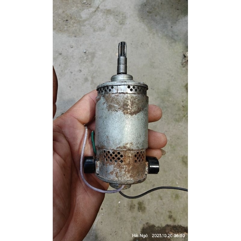 Motor 12v tháo máy Nhật bãi than rời