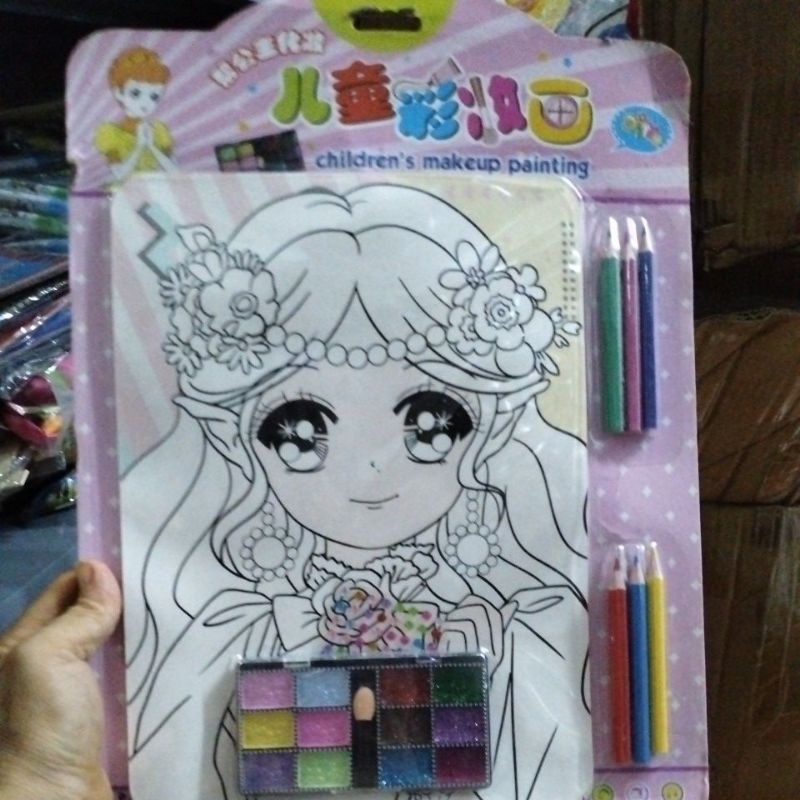 Tranh trang điểm cho bé