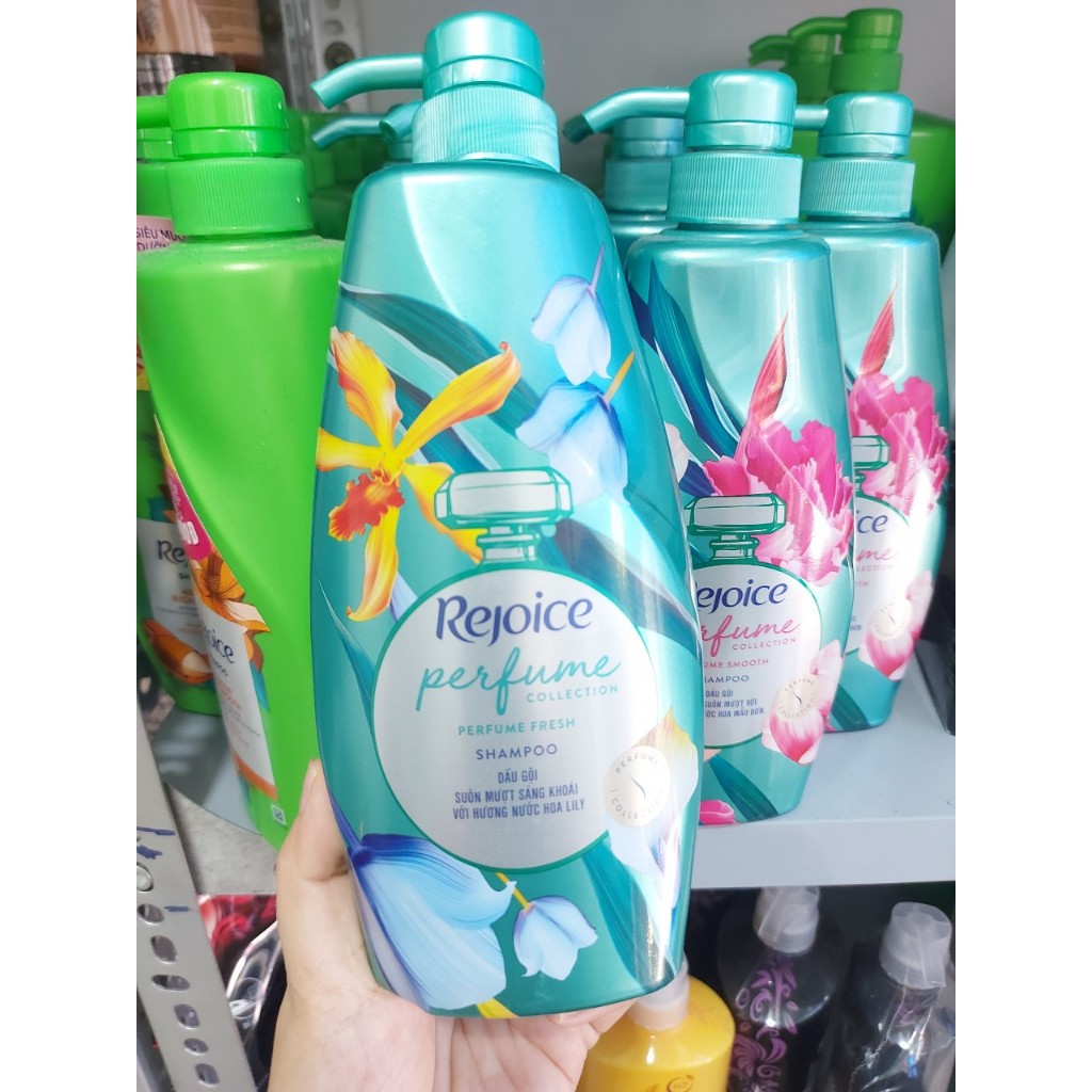 Dầu Gội Rejoice Hương Nước Hoa LiLy  650g