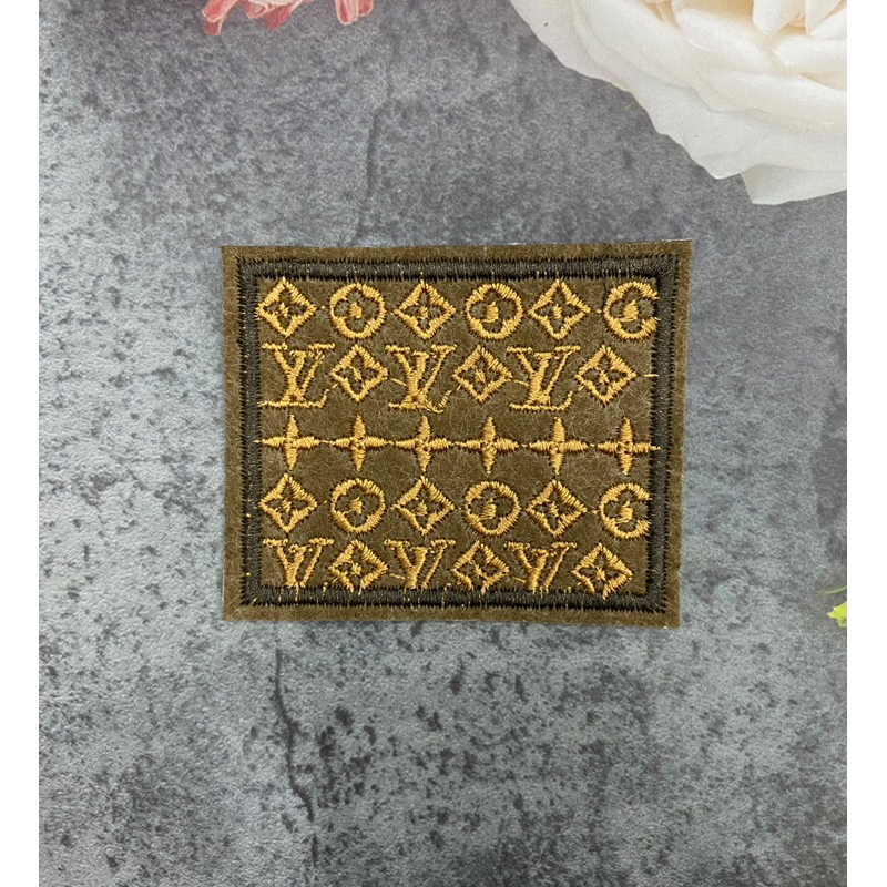 Sticker , logo thêu LV các mẫu ủi nhiệt