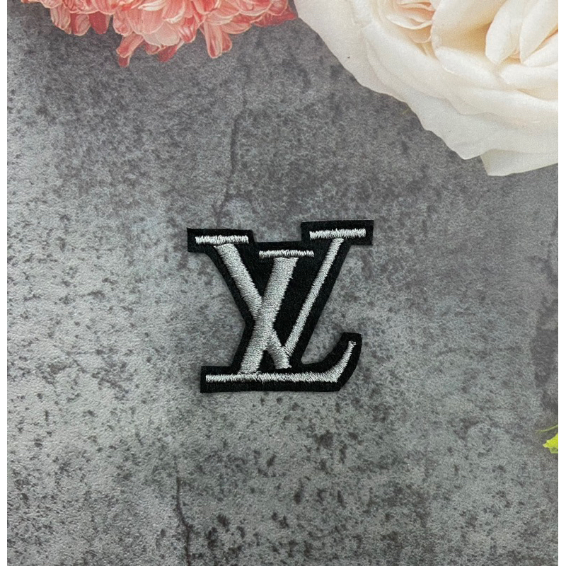 Sticker , logo thêu LV các mẫu ủi nhiệt