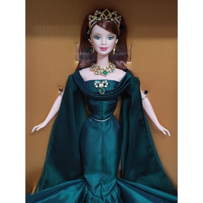 Búp bê barbie Emeralds