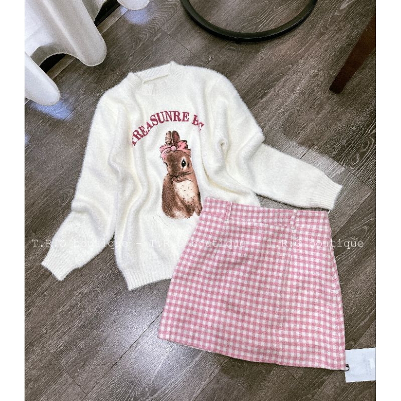 Sét áo len lông thỏ và chân váy dạ hồng cute