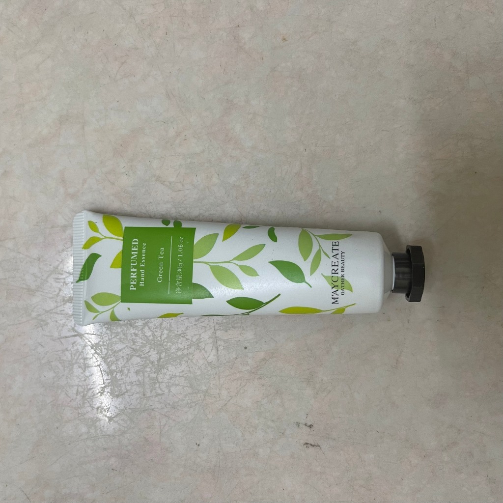 Dưỡng ẩm da tay nội địa trung shea butter 30g