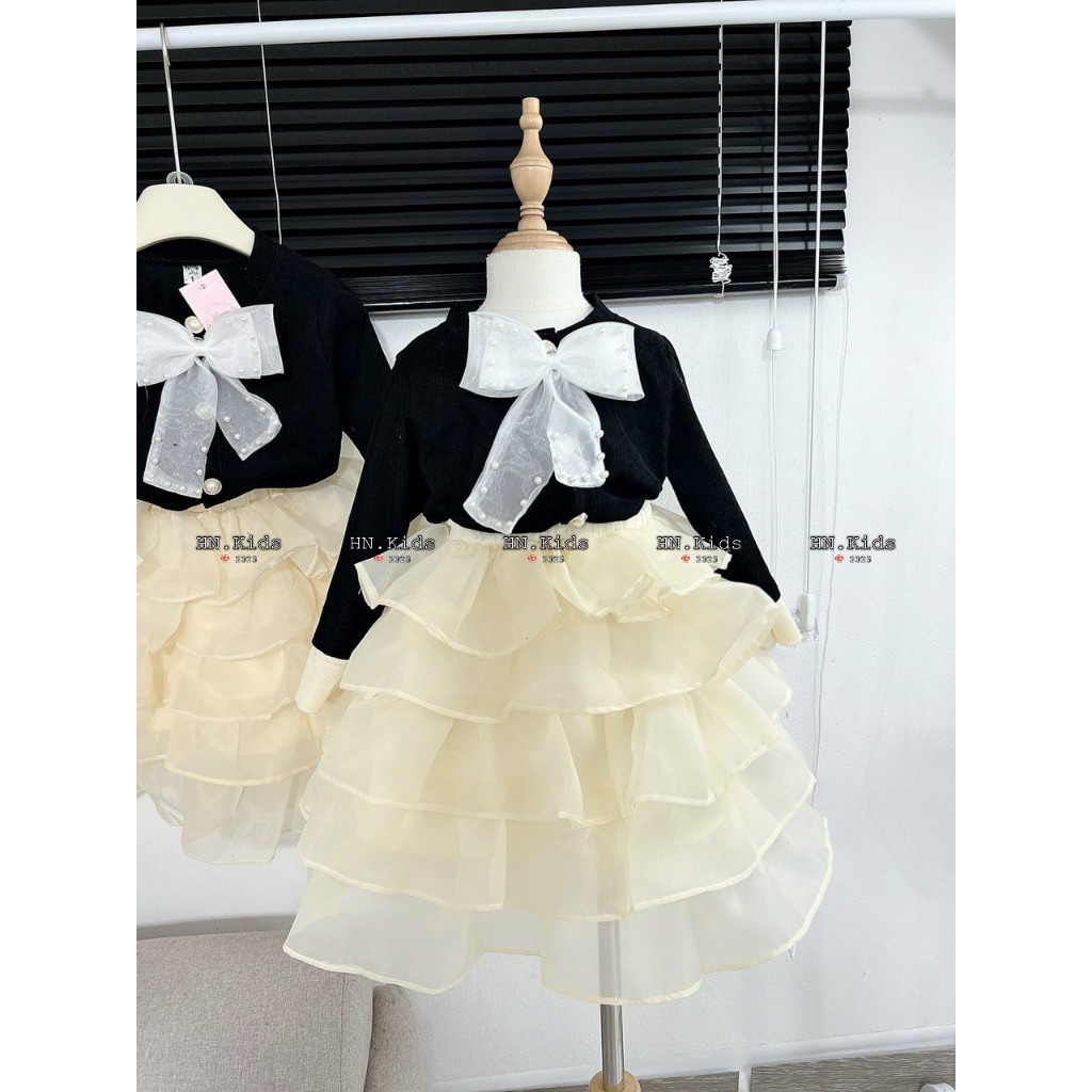Set áo váy đính nơ trước ngực lên dáng cực xinh cho bé 10-30kg
