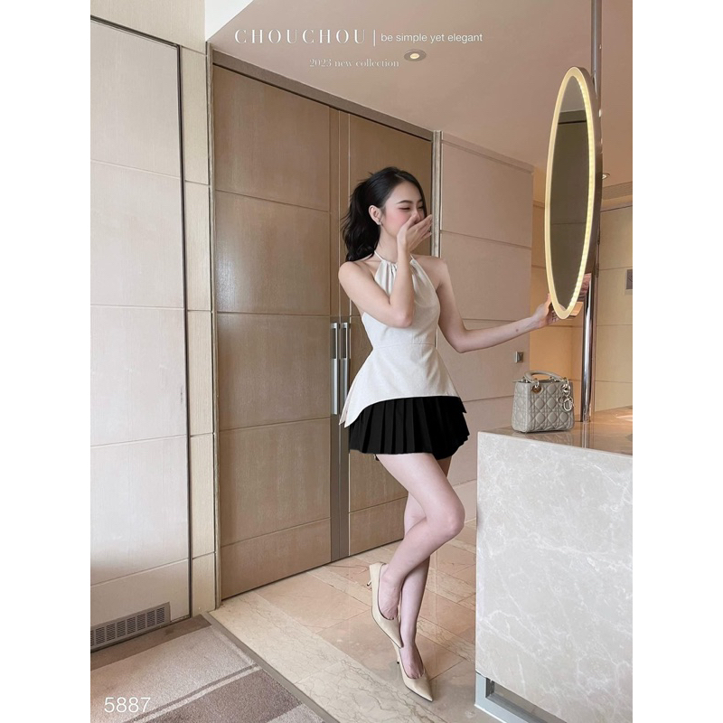 Set áo yếm kèm hoa + Váy quần xếp ly