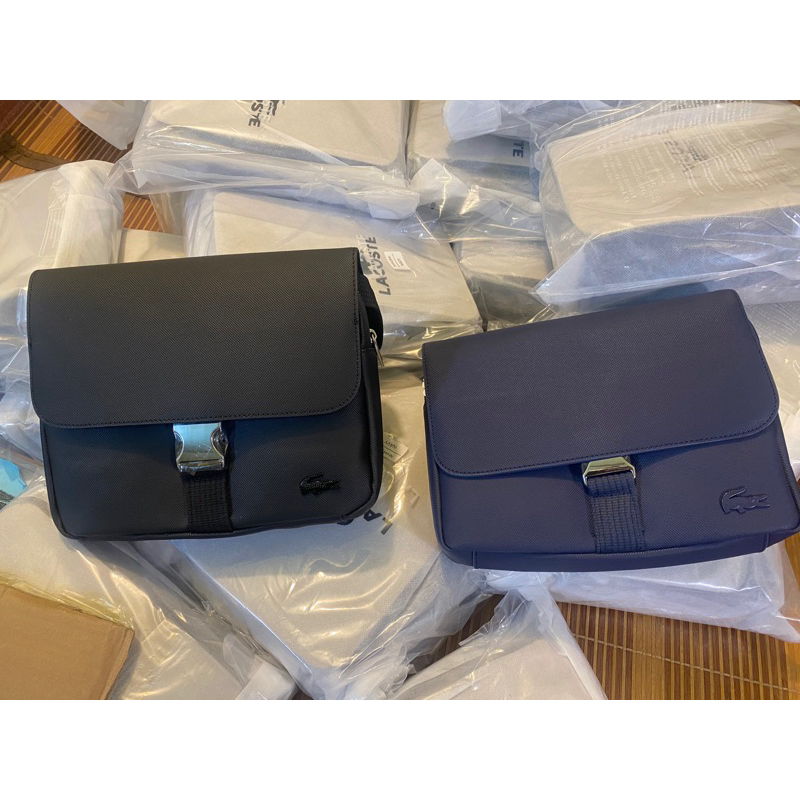 Túi đeo chéo lacoste mẫu mới nhất 2024