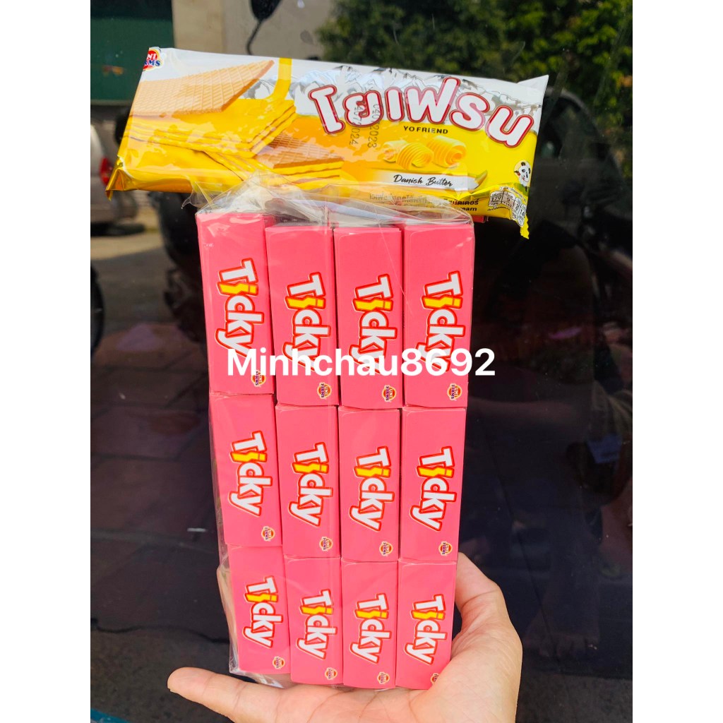 Ticky bánh que Thái Lan. vỉ 12 hộp tặng 1