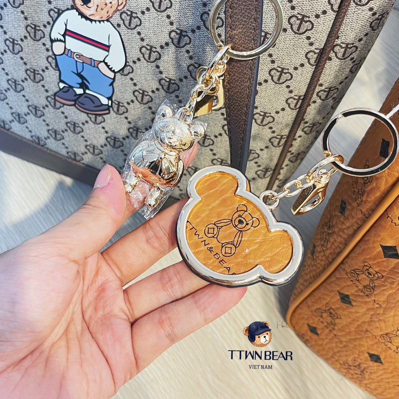 Túi Xách Dáng Tote Kem Gấu Thêu TN3436
