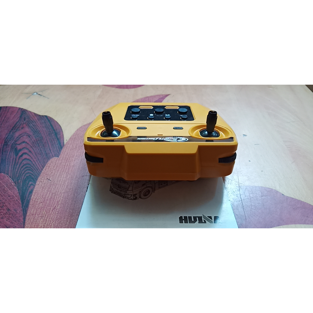 TAY ĐIỀU KHIỂN CHÍNH HÃNG CHO XE XÚC VOLVO E598