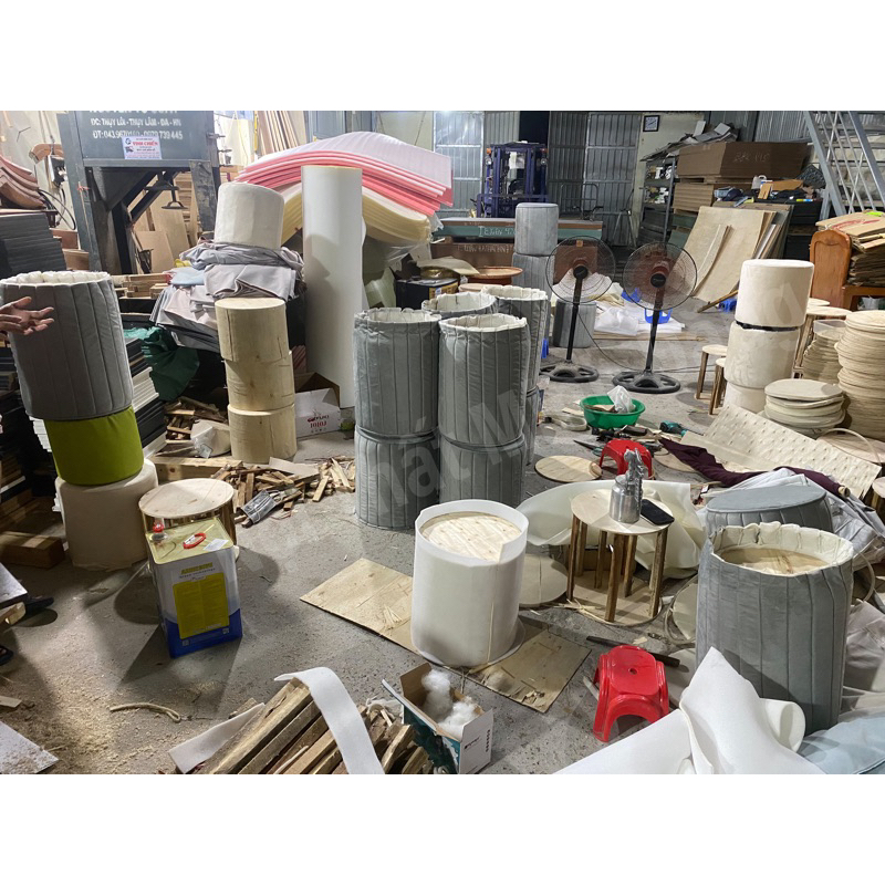 Ghế đôn SOFA , chân sắt tĩnh điện cho bàn trang điểm , trang trí phòng