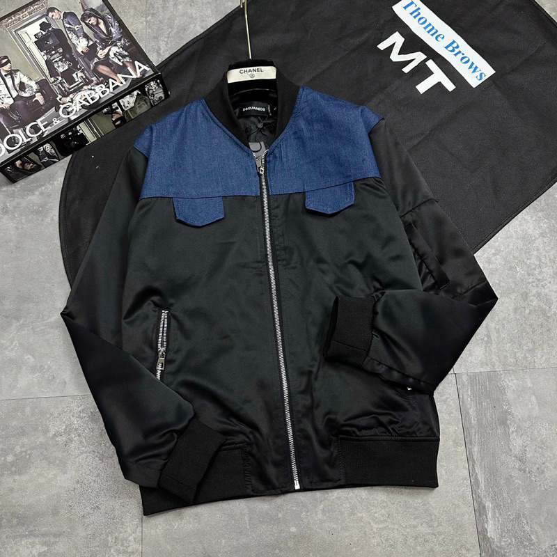 Áo Khoác Bomber Gió Nam Nữ Dsq2 Phối Vải Bò Xanh Thẫm Nắp Túi In Vạch Chữ Cam Sau Lưng Cho Các Boy Phố Đi Chơi Đi Học