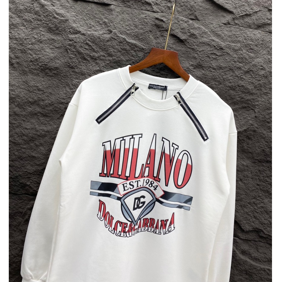 Áo Dài Tay Sweater Nam Nữ In Logo Chữ DOL&GAB Milano Sắc Nét, Phối Khóa Vai, Chất Nỉ Cao Cấp, Trẻ Trung, Năng Động