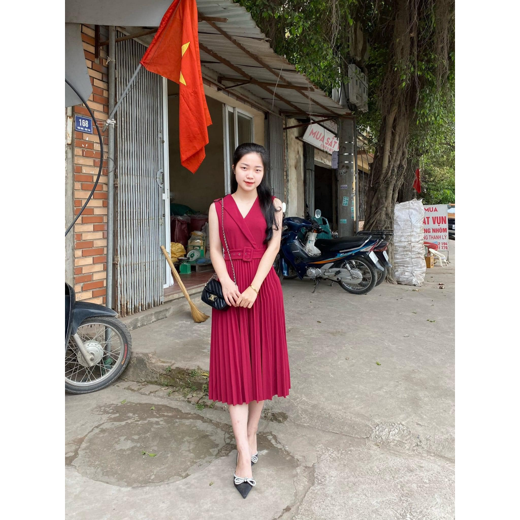 Váy xòe xếp ly CK xịn sò
