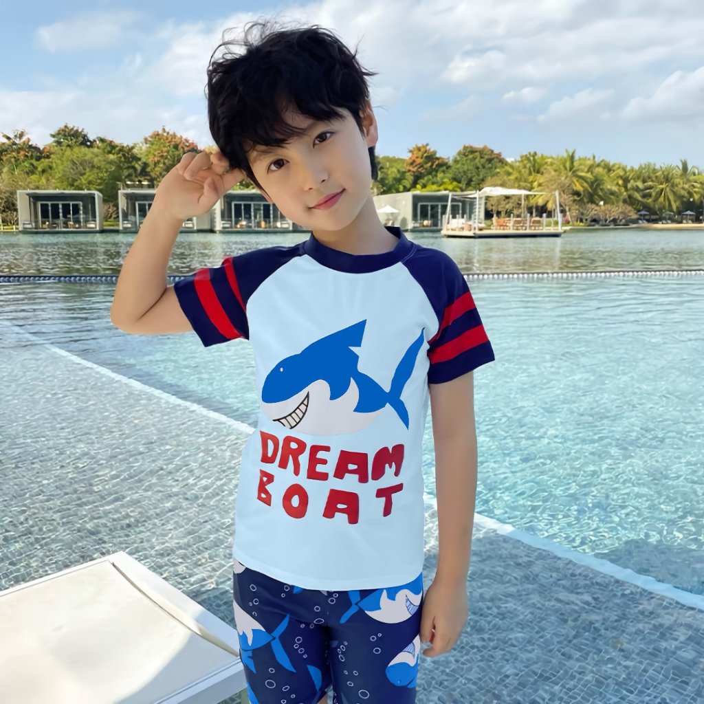 Bộ bơi kèm mũ cho bé hãng RICHKIDS hoạ tiết cá mập