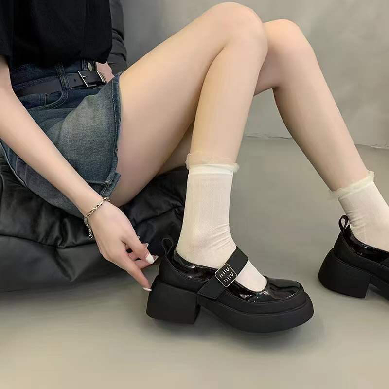 Giầy miu mẹ và bé đế siêu mềm ạ