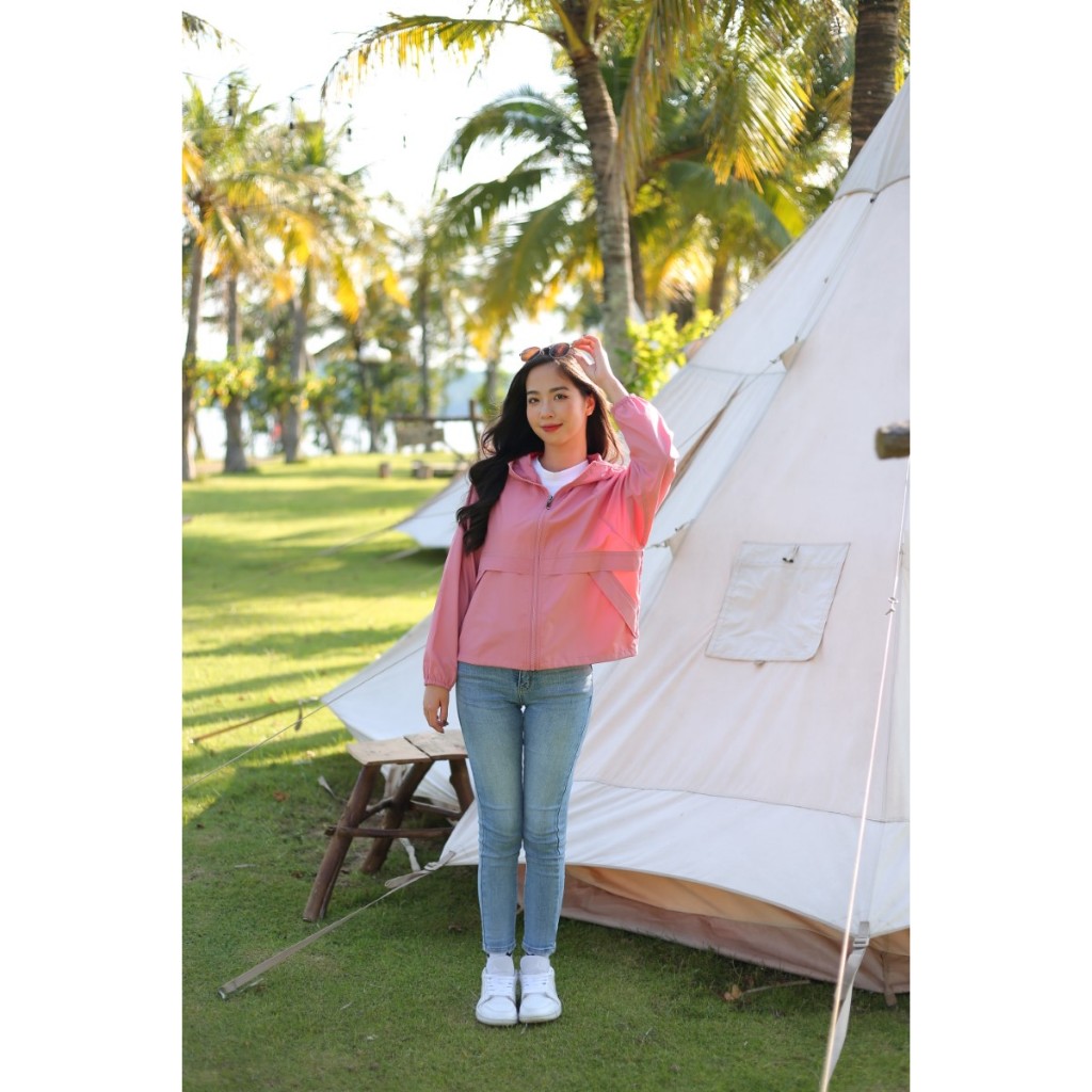 Áo khoác gió nữ SPEARL thiết kế trẻ trung - 231JWS1001