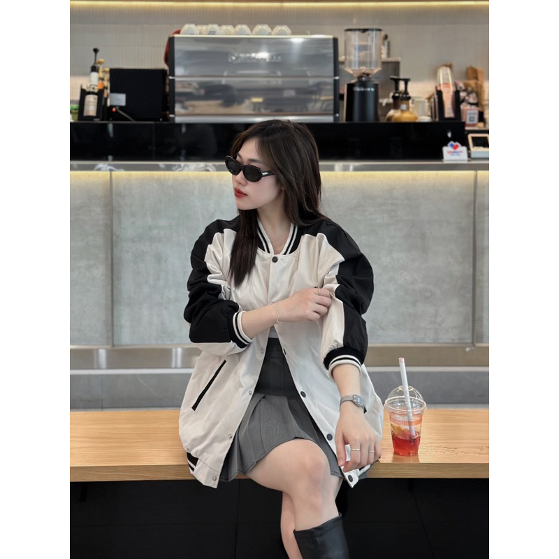 Áo khoác hai lớp phối tay năng động