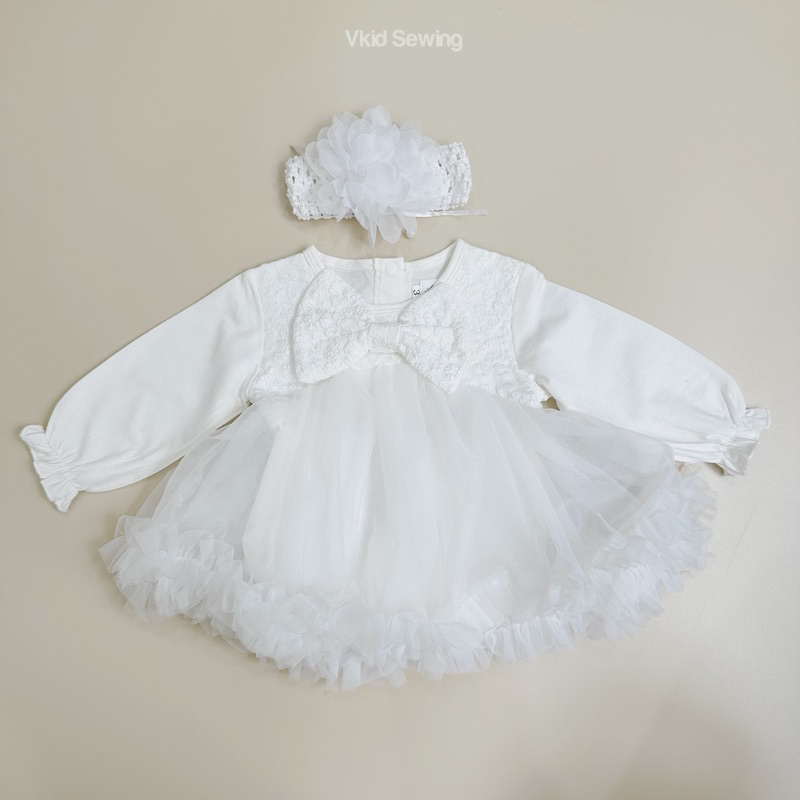 V43 Tặng kèm turban - Đầm ren cổ nơ dài tay cho bé gái đầy tháng, sinh nhật, chất liệu cotton petit siêu đẹp