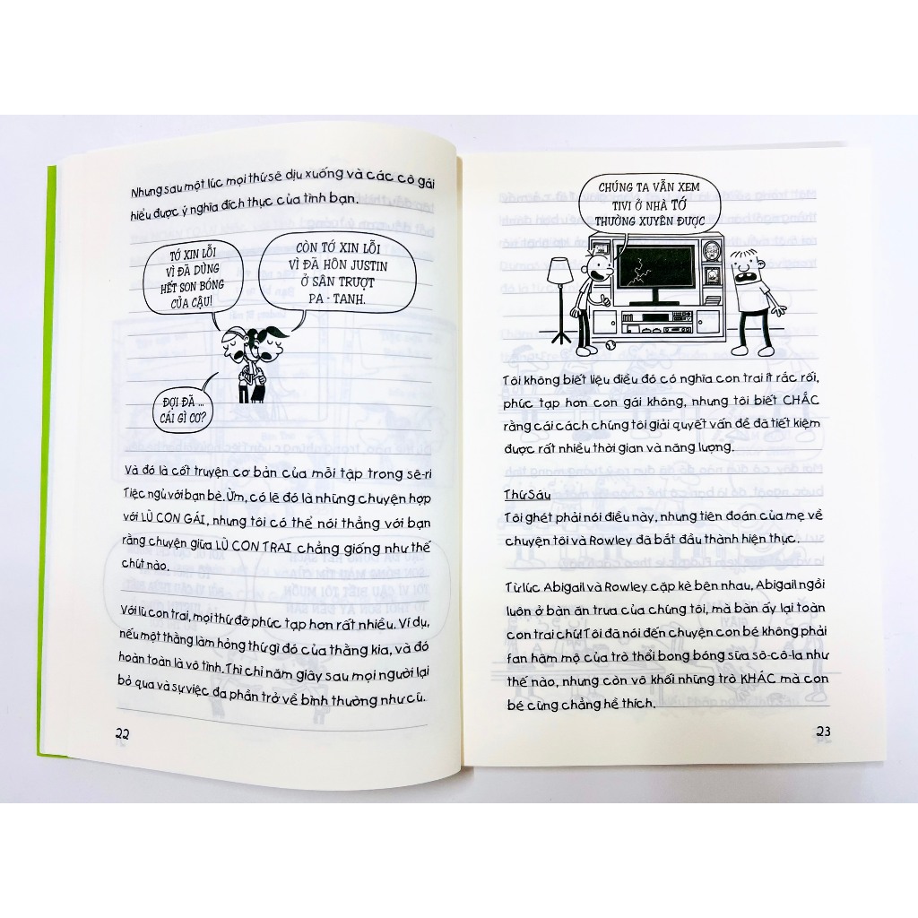 Sách - Nhật Ký Chú Bé Nhút Nhát - Bản Tiếng Việt  - Bìa mềm