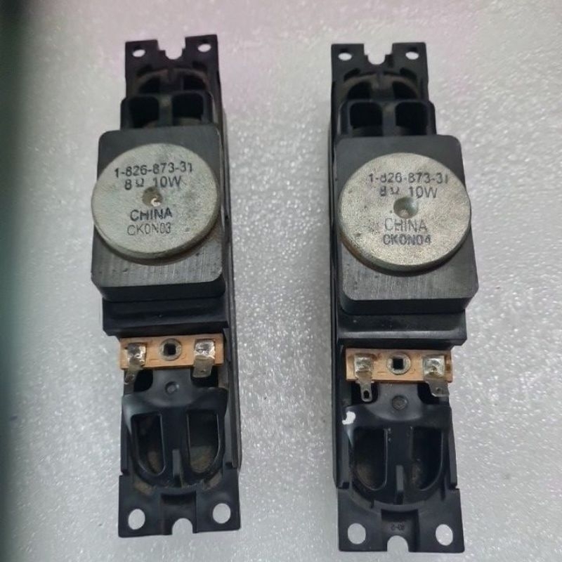 Cặp loa toàn dãi 8ohm/10w, tháo từ tivi SONY , từ vuông , có gá