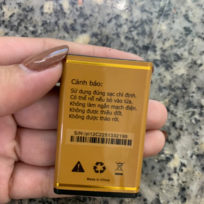 Pin Masstel Izi 12 4G - Hàng chính hãng