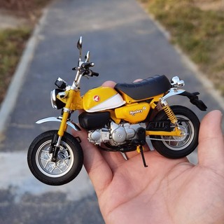 Mô hình xe Honda Monkey 125 1:12 Aoshima