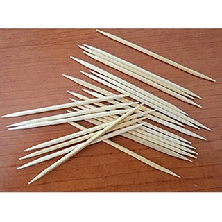 Tăm nhọn xỉa răng hương quế (1 hộp)