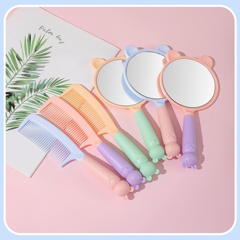Set Gương Kèm Lược Cầm Tay Trang Điểm Hình Thú Cưng